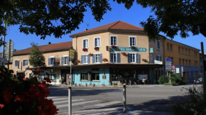 Отель Hôtel Des Alliés  Пон-Д’эн 